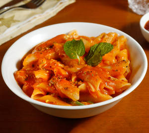 Red Sauce Pasta