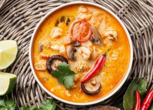 Thai Veg Or Chicken Tom Yum Soup Or Tom Kha Style  [Broccoli,Mushroom,Packchoi]