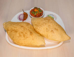 Chana Bhatura
