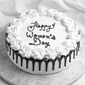 Creamy Chocolate Vanilla Cake