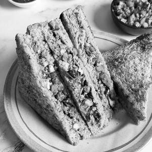 Bellpepper Corn Masala Sandwich