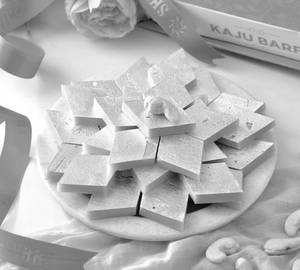 Kaju Burfi