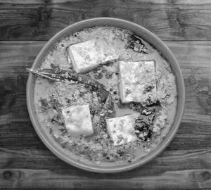 Paneer akbori