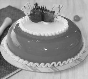 Strawberry Cake (1 kg)