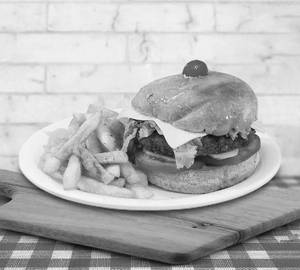 Crispy fried chicken burger 