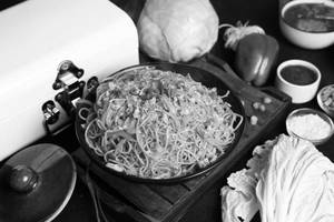 Veg Chilli Garlic Noodles