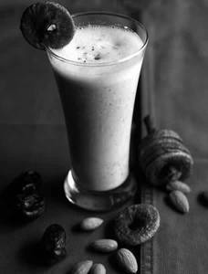 Rich Dry Fruits Milkshake