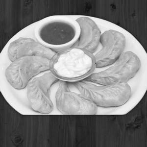 Veg Steam Momo White Sauce