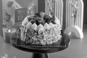 Strawberry Almond Gateaux Cake