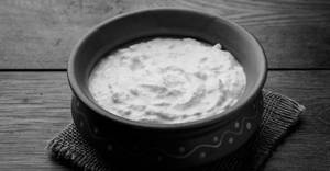 Plain curd [100 g]