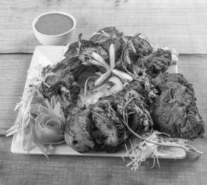 Tandoori Chicken Half
(350 g)