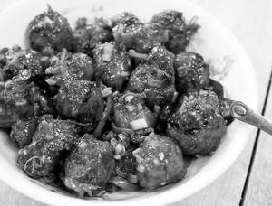 Veg Manchurian [8pcs]