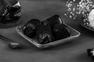 Eggless Chocolate Muffin (4 Pcs)