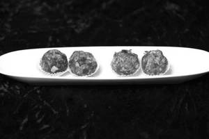 Kaju Khajur Laddu