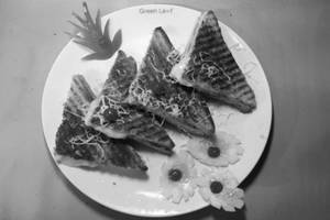 Veg Cheese Grilled Sandwich