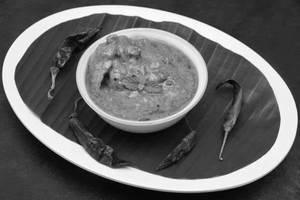 Varutharacha Chicken Curry
