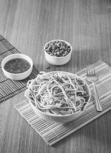 Chicken Hakka Noodles (best Seller)