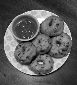 Bada(4pcs) With Sauce