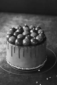 Dutch Truffle Cake 500gm