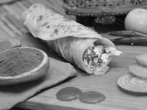 Egg Aloo Roll