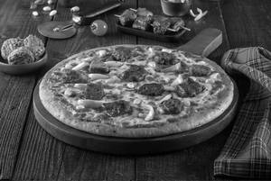 Chicken Tikka Pizza