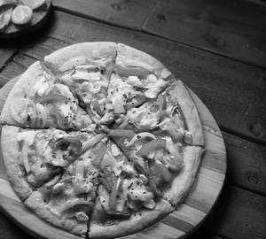 Veg Pizza