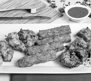 Non Vegetarian Platter(Non Veg Appetizer) - Serves 3