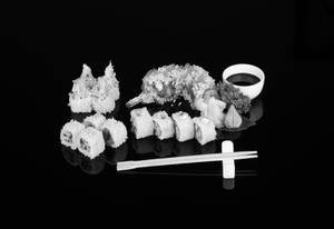 Non Veg Teppan Delight (16 Pcs)