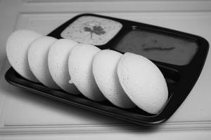 Idli Chutney Sambar [9 pcs]