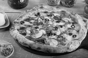 Vegan Popo's Delight Pizza