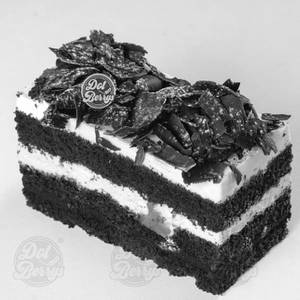 Premium Black Forest Gateau Pastry