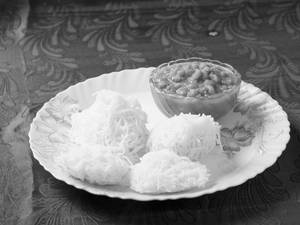 3 Idiappam With Veg Curry