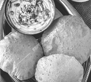 Shrikhand Puri 