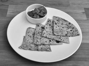 Aloo Paratha With Butter