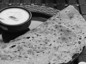 Onion Rava Paneer Dosa