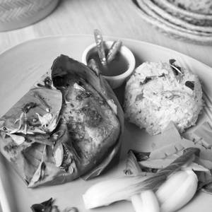 Banana wrapped fish