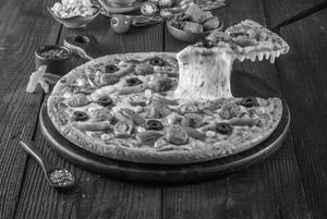 Cheese burst veg pizza [8 inches]