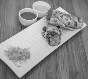 Egg Paneer Roll