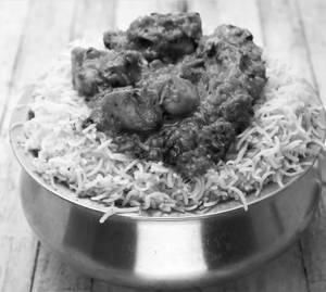 Regular Boneless Chicken Biryani (50% meat, 50% rice)