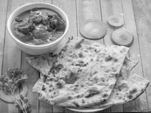 Keema Naan With Gravy (Chicken)