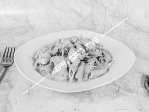 White sauce pasta