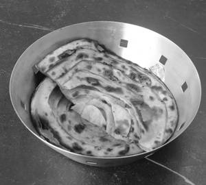 Lachaa Paratha