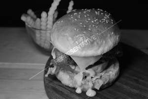 Keso Fried Chicken Burger