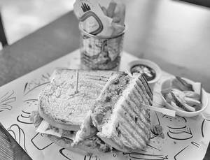 Chicken, Pesto & Cheese Sandwich