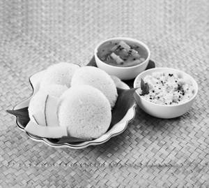 Idli Sambhar (4 Pcs.)