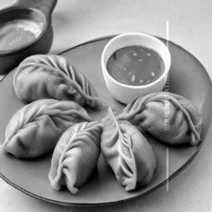 Kurkure Paneer Malai Momos