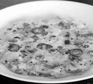Capsicum Chilly  Cheese Uttappam