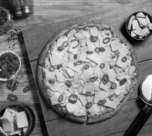 Chicago Zesty Chicken Pizza 