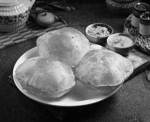 Poori (3pc) Saagu