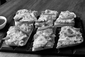 Tomato & Onion Cheese Italian Toast